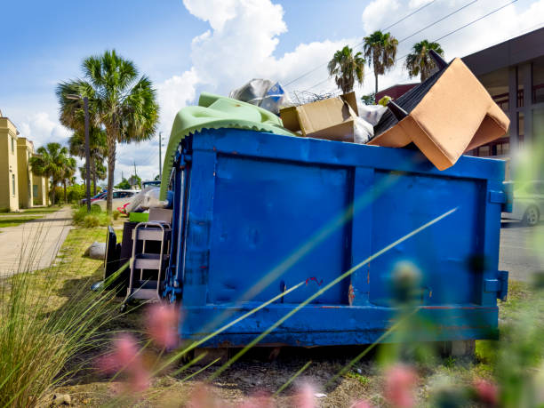 Best Professional Junk Removal  in Okauchee Lake, WI